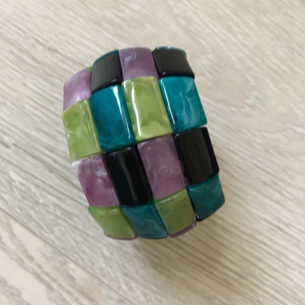 Colorful Beaded Stones Stretch Statement Bracelet - Picture 14 of 15